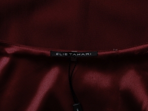 Elie Tahari  Ÿϸ ǵ ƮƮ ǽ