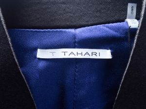 T Tahari Ÿϸ, T. Tahari ÷    Ʈ